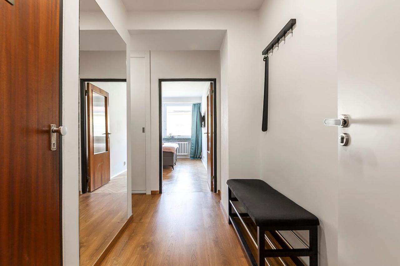 Appartamento Popular Location / Street View / 4 Ppl / Netflix Praga Esterno foto
