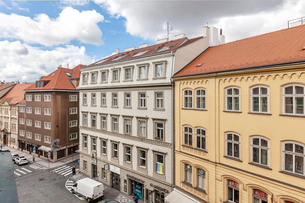 Appartamento Popular Location / Street View / 4 Ppl / Netflix Praga Esterno foto