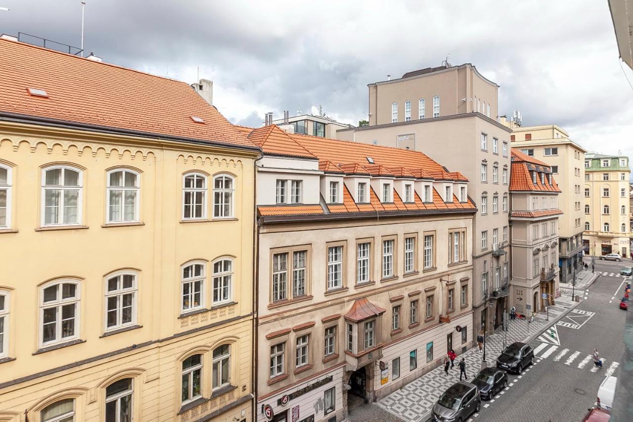 Appartamento Popular Location / Street View / 4 Ppl / Netflix Praga Esterno foto